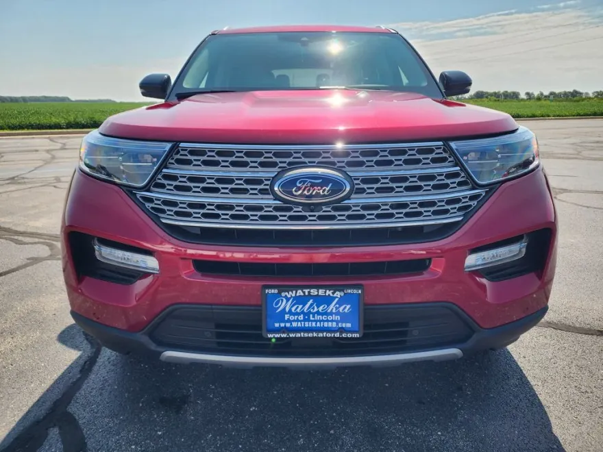 2022 Ford Explorer Limited photo 1