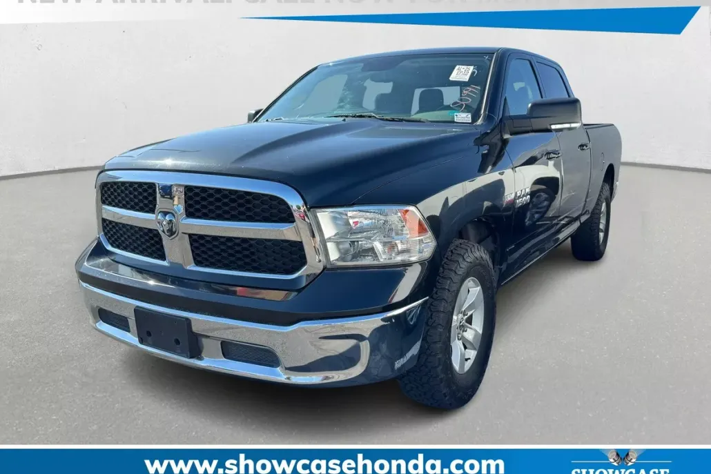 2019 Ram 1500 Classic SLT photo 1