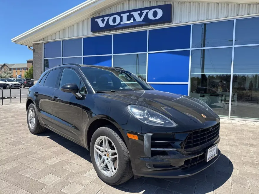 2021 Porsche Macan Base photo 1