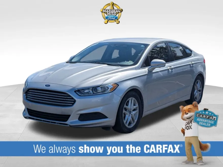 2015 Ford Fusion SE photo 1