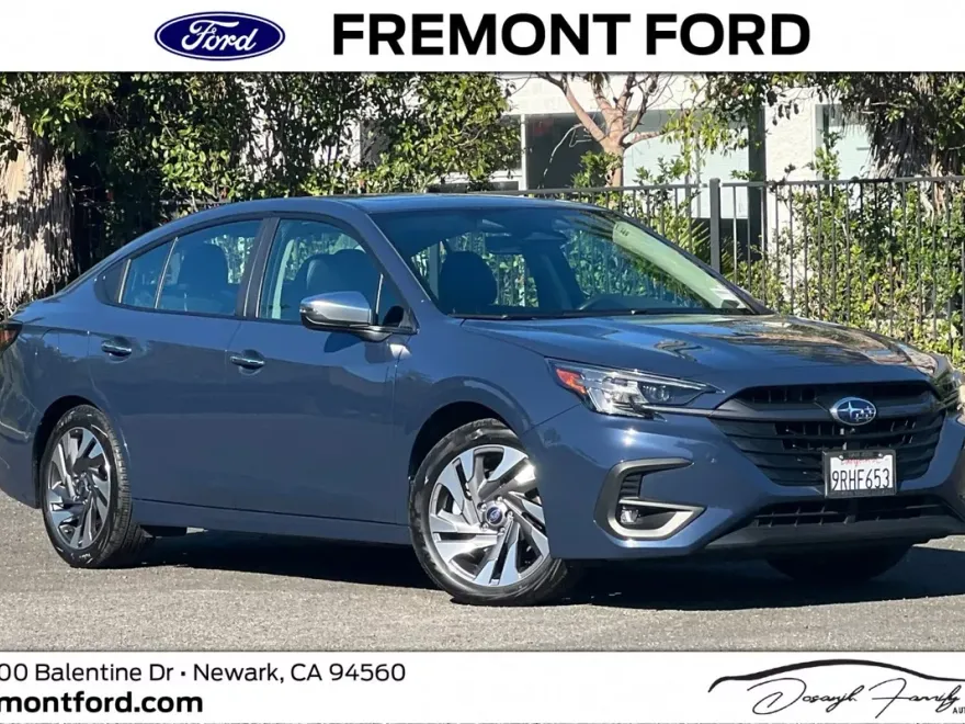 2025 Subaru Legacy Touring XT photo 1