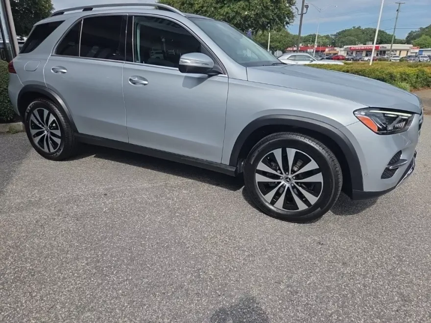 2024 Mercedes Benz GLE 350 4MATIC photo 1