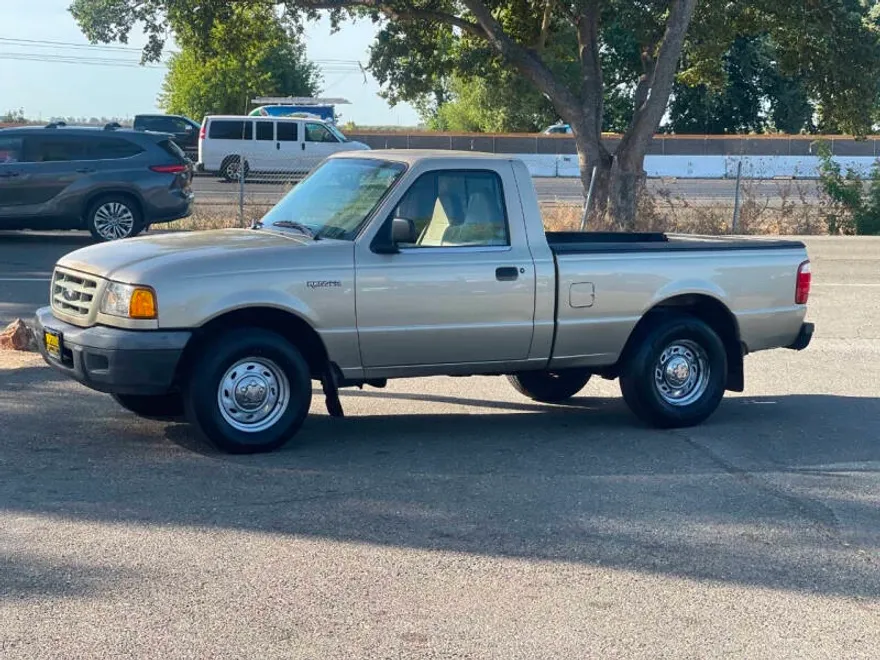 2002 Ford Ranger XL photo 1