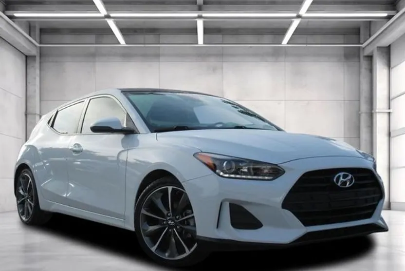 2020 Hyundai Veloster 2.0L Premium photo 1