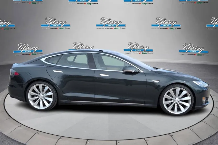 2014 Tesla Model S P85D photo 1