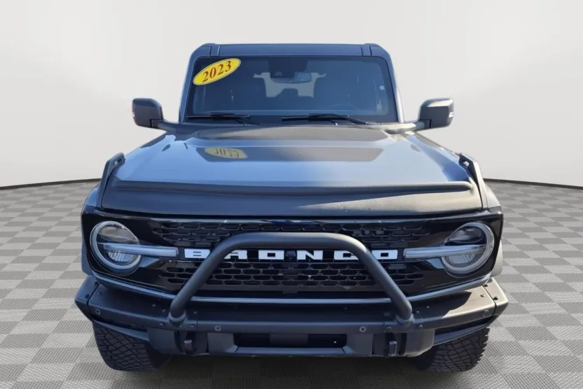 2023 Ford Bronco Badlands photo 1