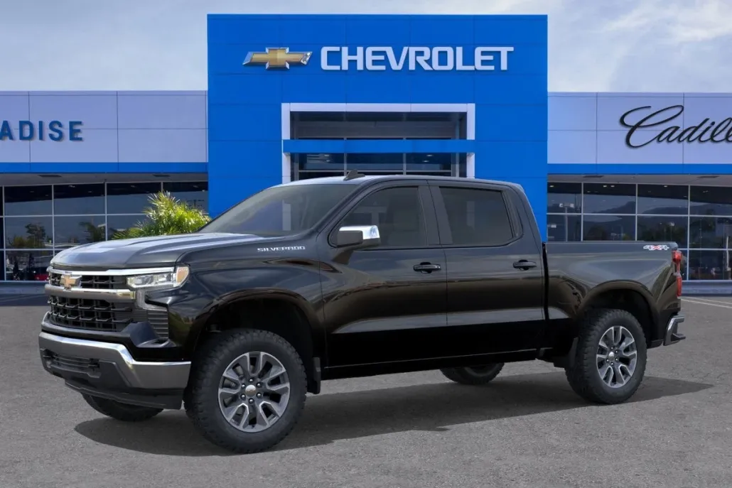 2026 Chevrolet Silverado 1500 LT photo 1