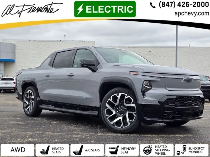 2025 Chevrolet Silverado EV RST photo 1