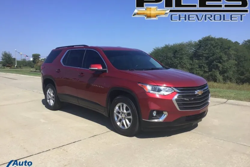 2021 Chevrolet Traverse Cloth photo 1