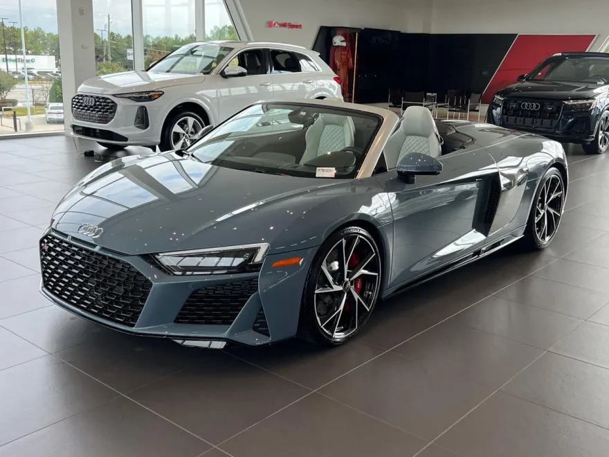 2023 Audi R8 Spyder V10 Performance photo 1