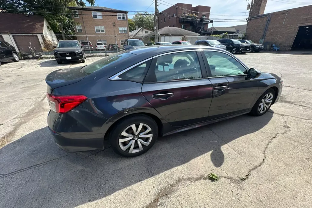 2022 Honda Civic LX photo 1