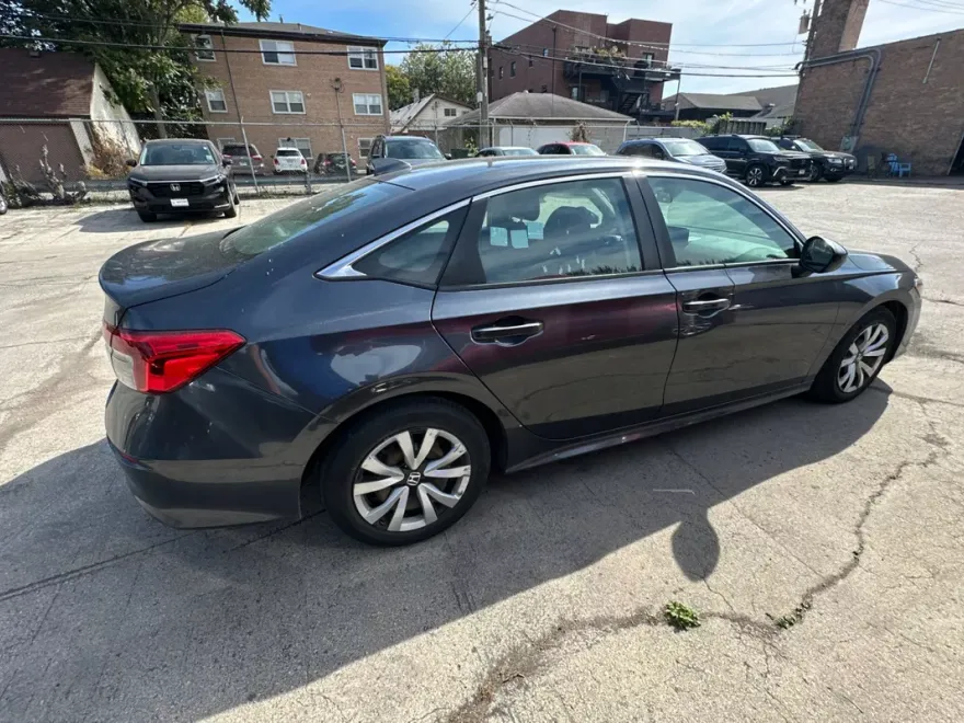 2022 Honda Civic LX photo 1