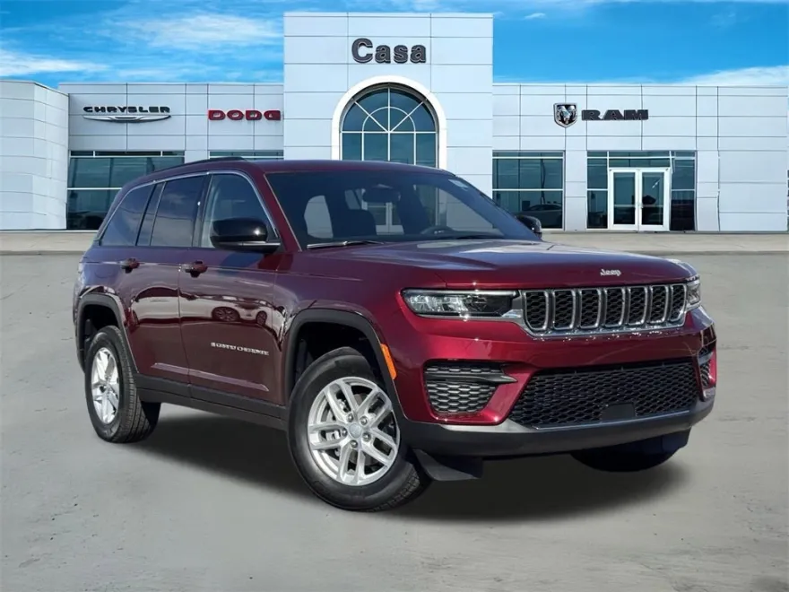 2025 Jeep Grand Cherokee Laredo photo 1