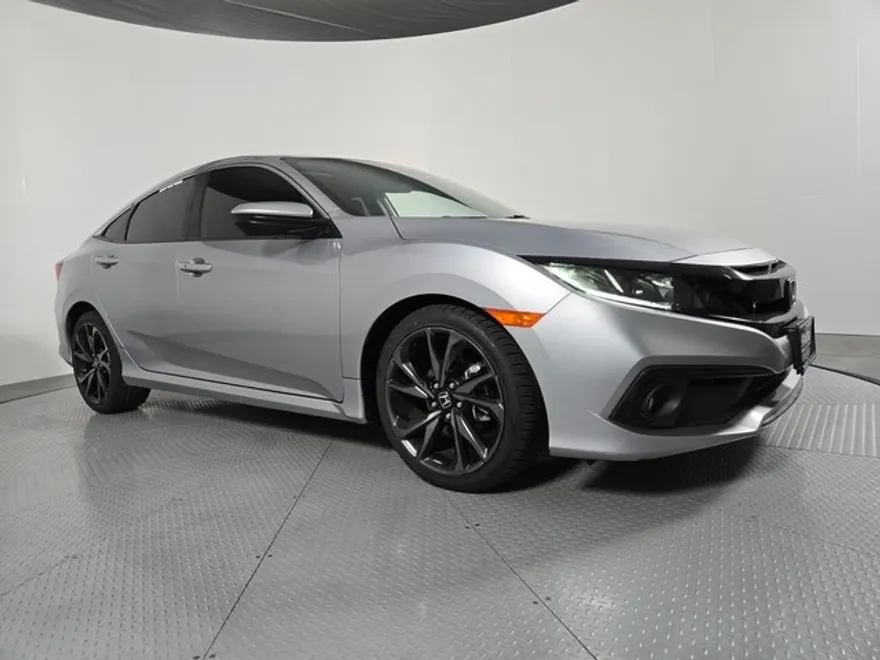2020 Honda Civic Sport photo 1