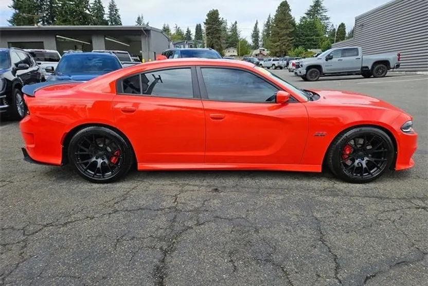 2016 Dodge Charger R/T Scat Pack photo 1