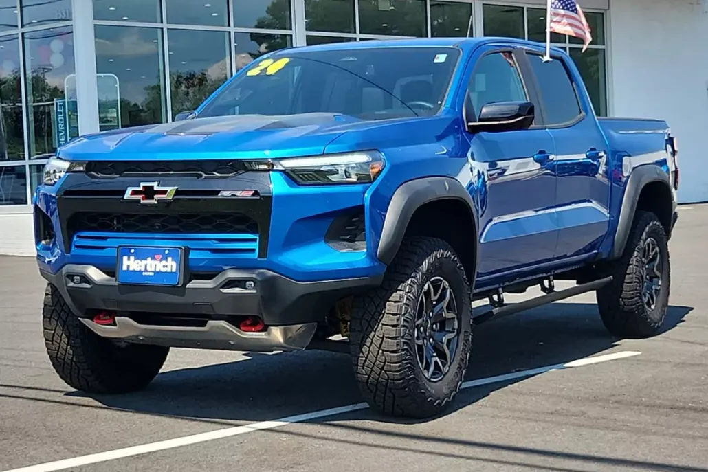 2024 Chevrolet Colorado ZR2 photo 1