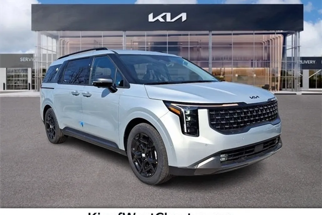 2025 Kia Carnival SX photo 1