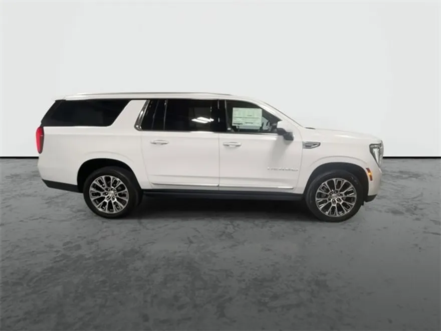 2025 Gmc Yukon XL Denali photo 1