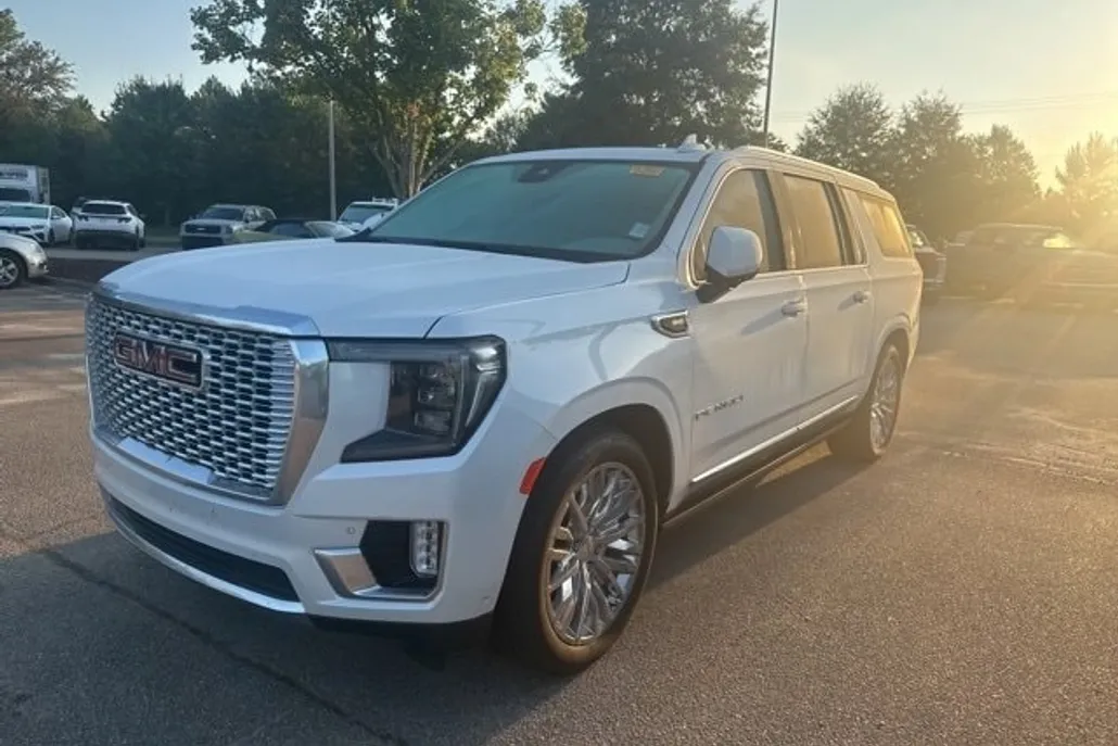 2023 Gmc Yukon XL Denali photo 1