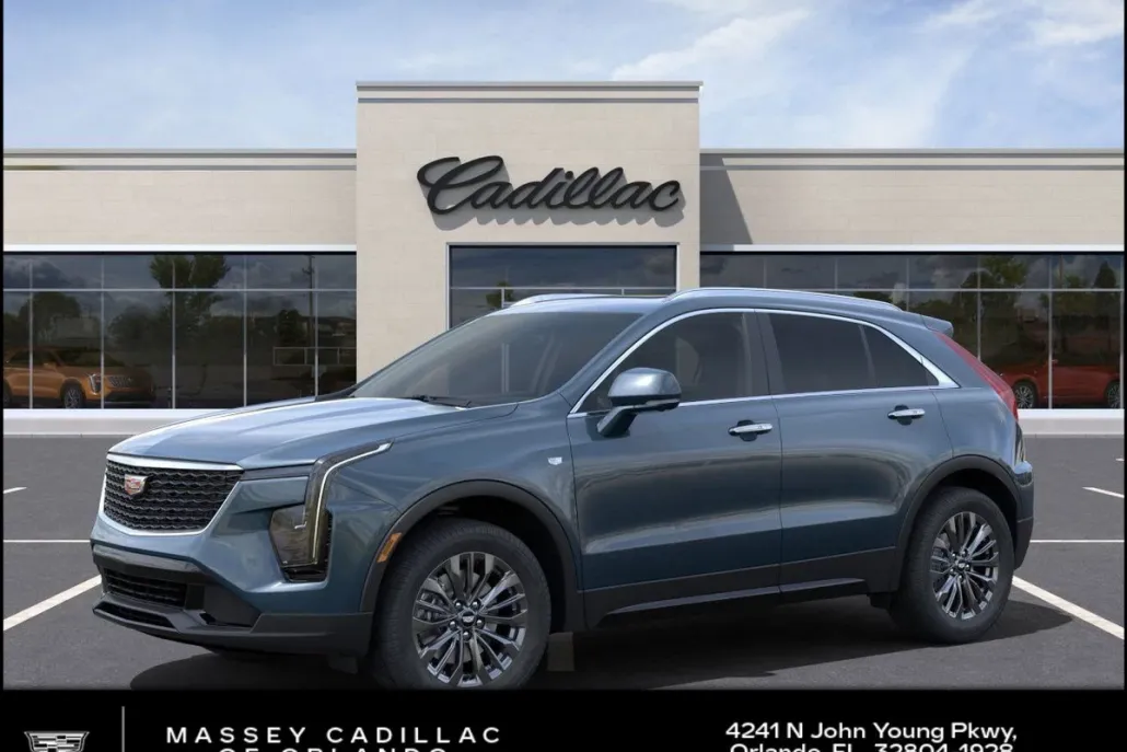 2025 Cadillac XT4 Premium Luxury photo 1