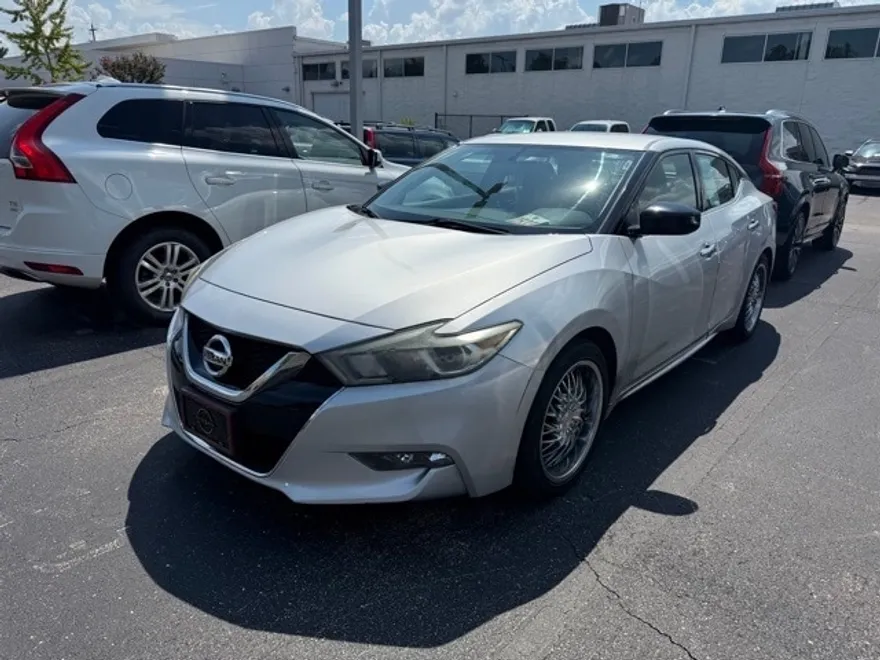 2018 Nissan Maxima S photo 1