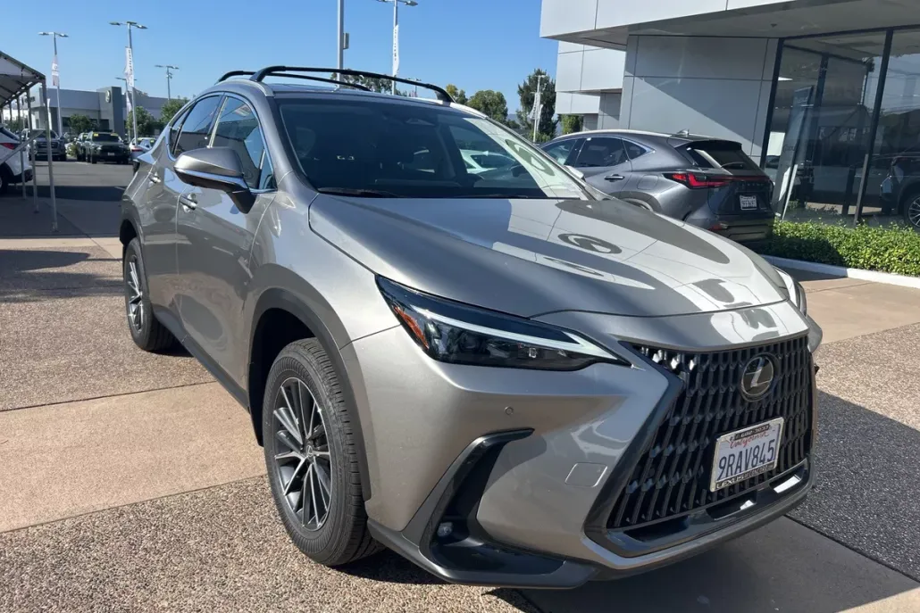 2025 Lexus NX 350 Premium photo 1