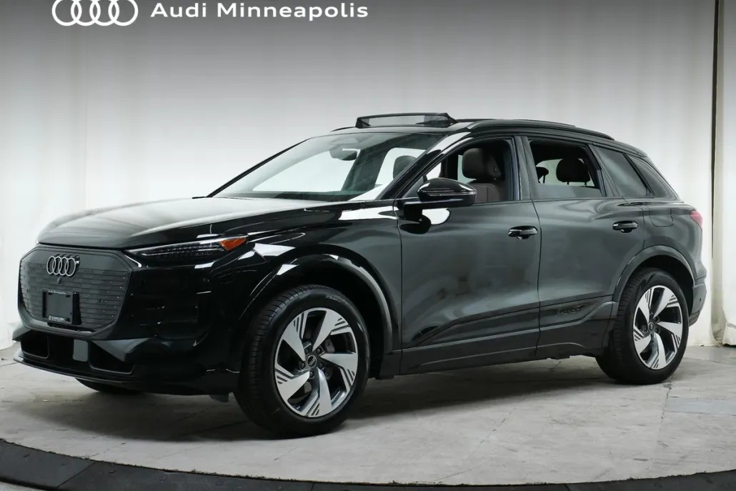 2025 Audi Q6 E-tron Premium Plus photo 1