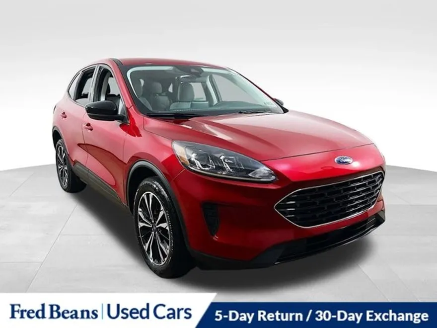2022 Ford Escape SE photo 1