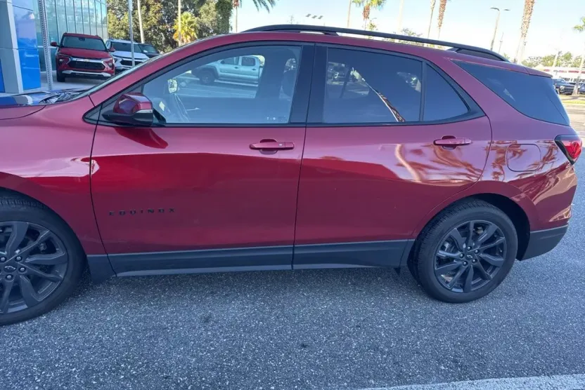 2024 Chevrolet Equinox RS photo 1