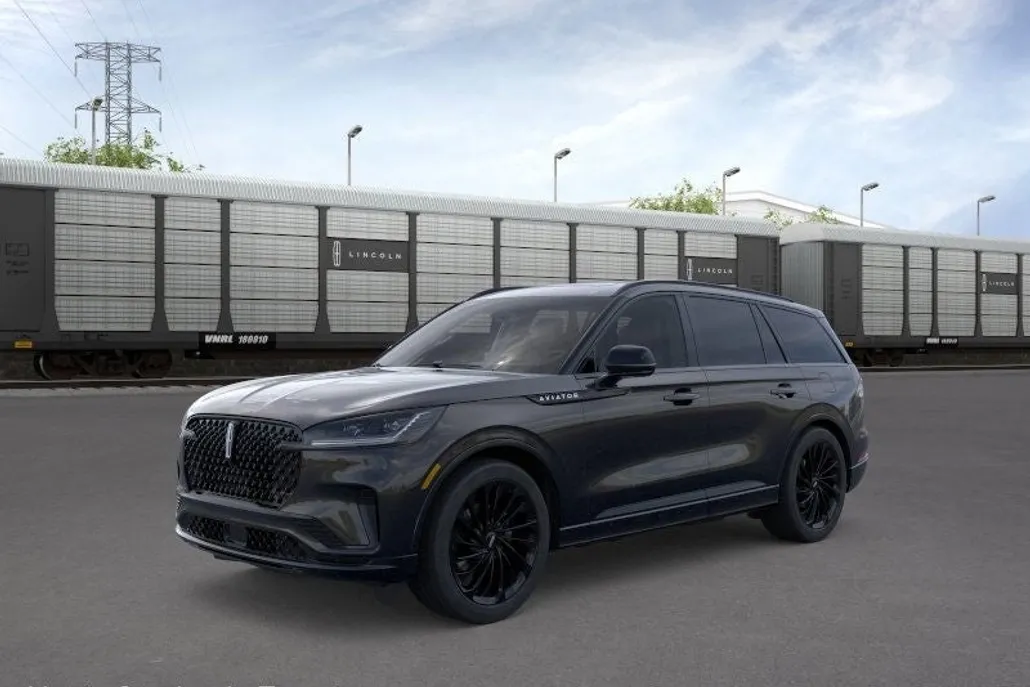 2025 Lincoln Aviator Reserve photo 1