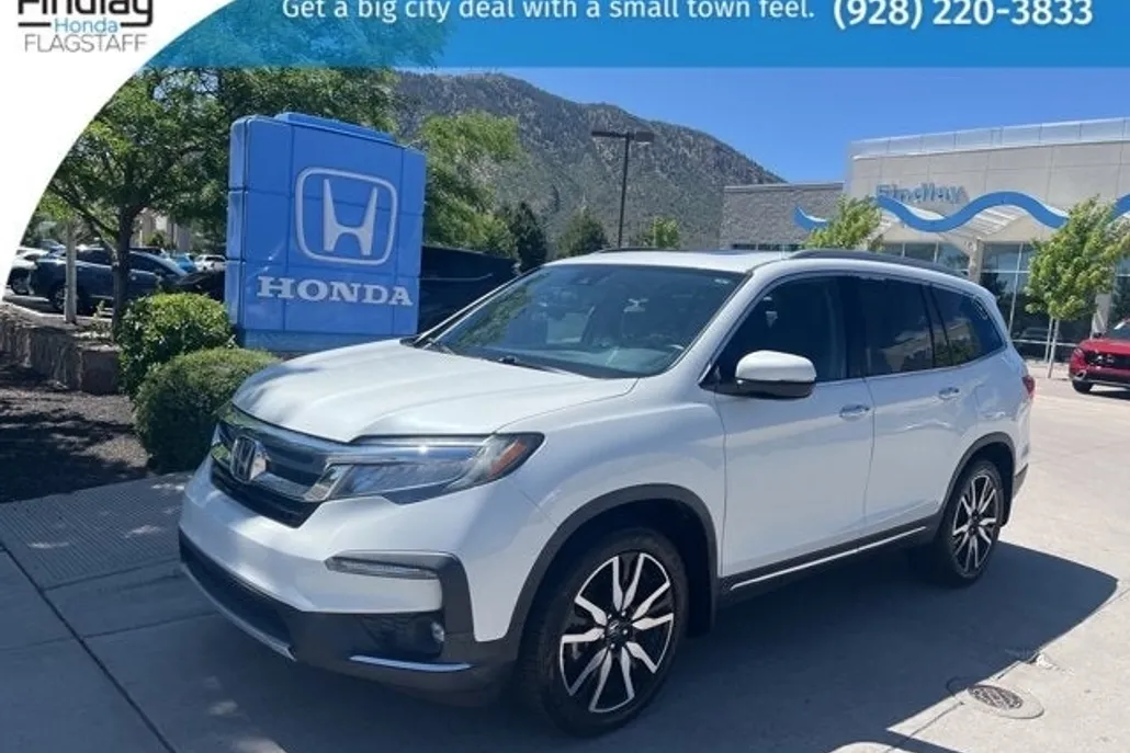 2021 Honda Pilot Touring photo 1