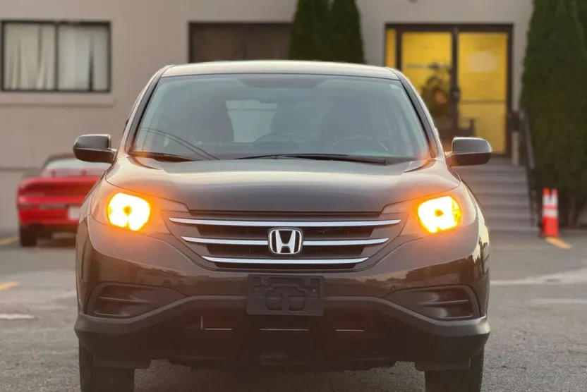 2013 Honda CR-V LX photo 1