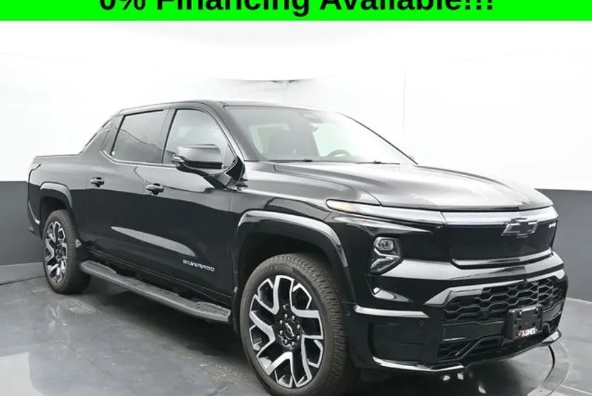 2025 Chevrolet Silverado EV RST photo 1