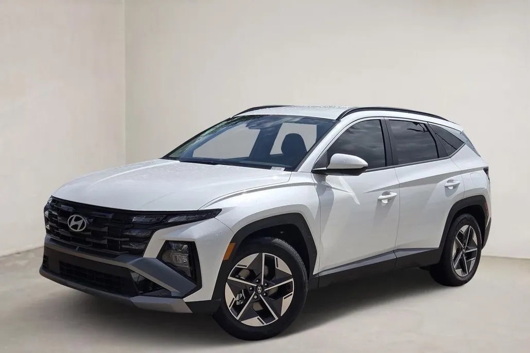 2025 Hyundai Tucson SEL photo 1