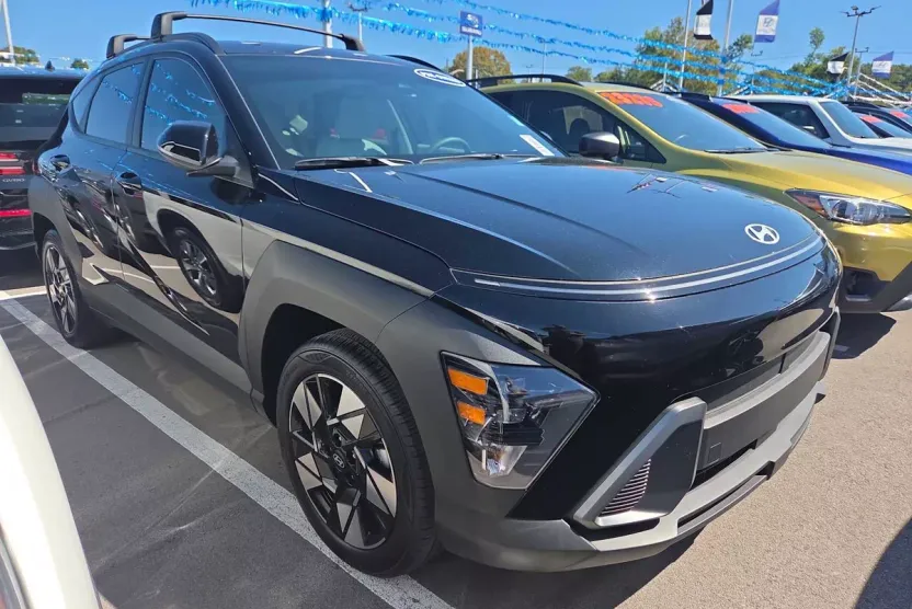 2024 Hyundai Kona SEL photo 1