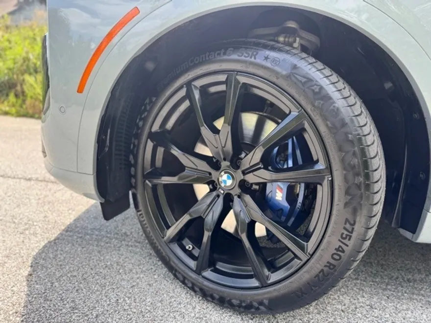 2024 Bmw X7 M60i photo 1