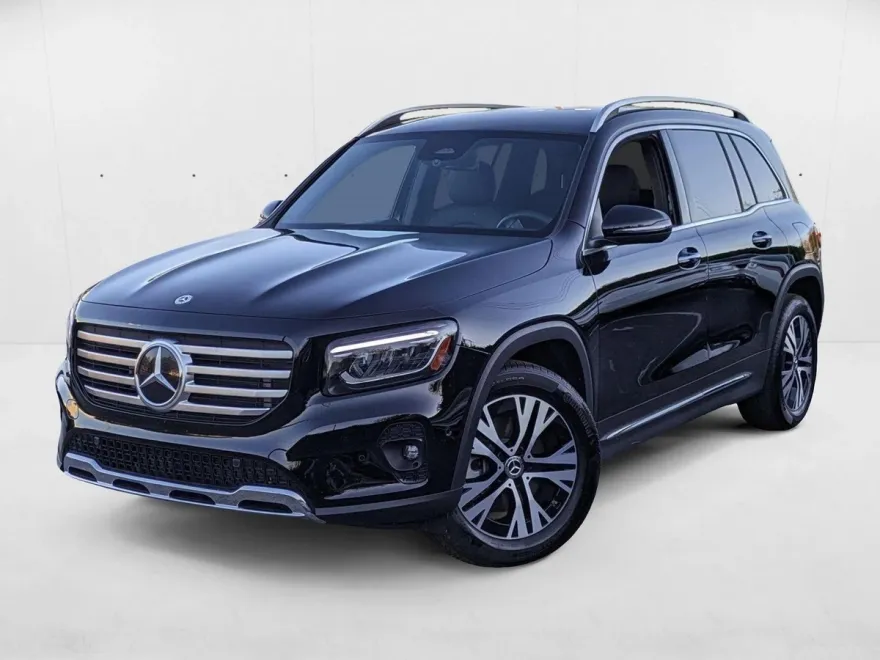 2025 Mercedes Benz GLB 250 photo 1