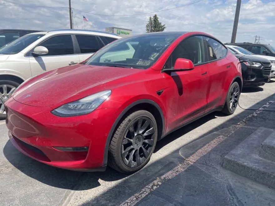 2022 Tesla Model Y Long Range photo 1