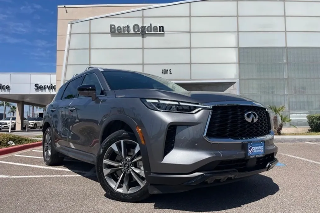 2025 Infiniti QX60 Luxe photo 1