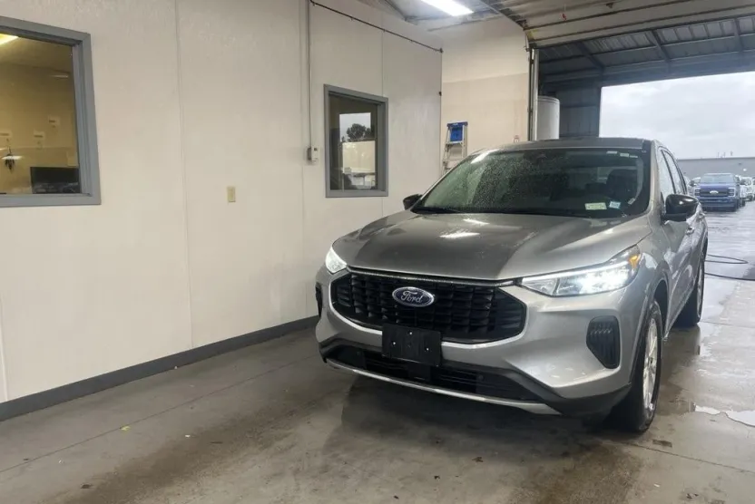 2023 Ford Escape Active photo 1