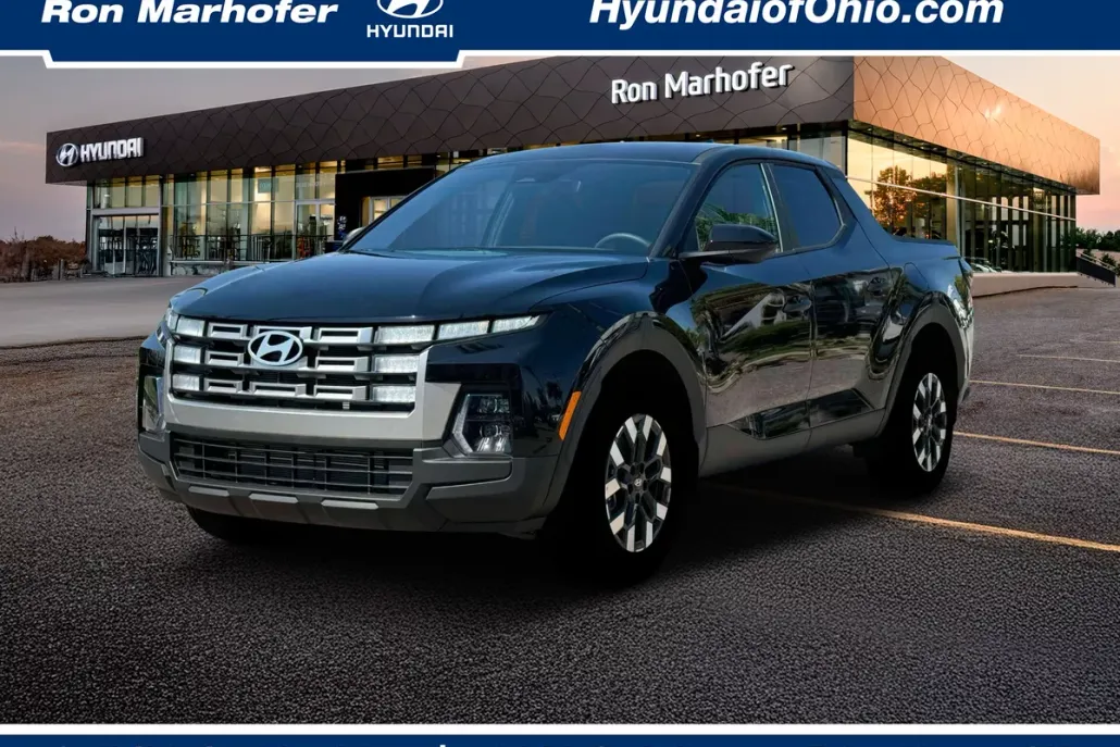 2025 Hyundai Santa Cruz SE photo 1