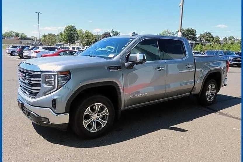 2024 Gmc Sierra 1500 SLT photo 1
