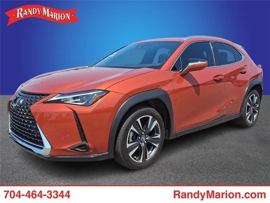 2020 Lexus UX 200 Premium photo 1