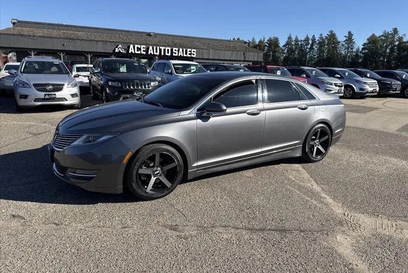 2014 Lincoln MKZ photo 1
