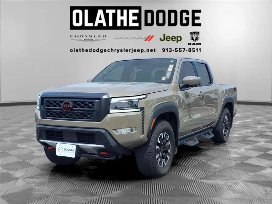 2023 Nissan Frontier PRO-4X photo 1