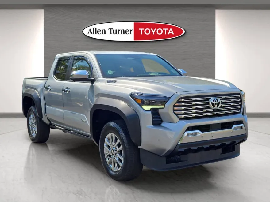 2025 Toyota Tacoma Limited photo 1