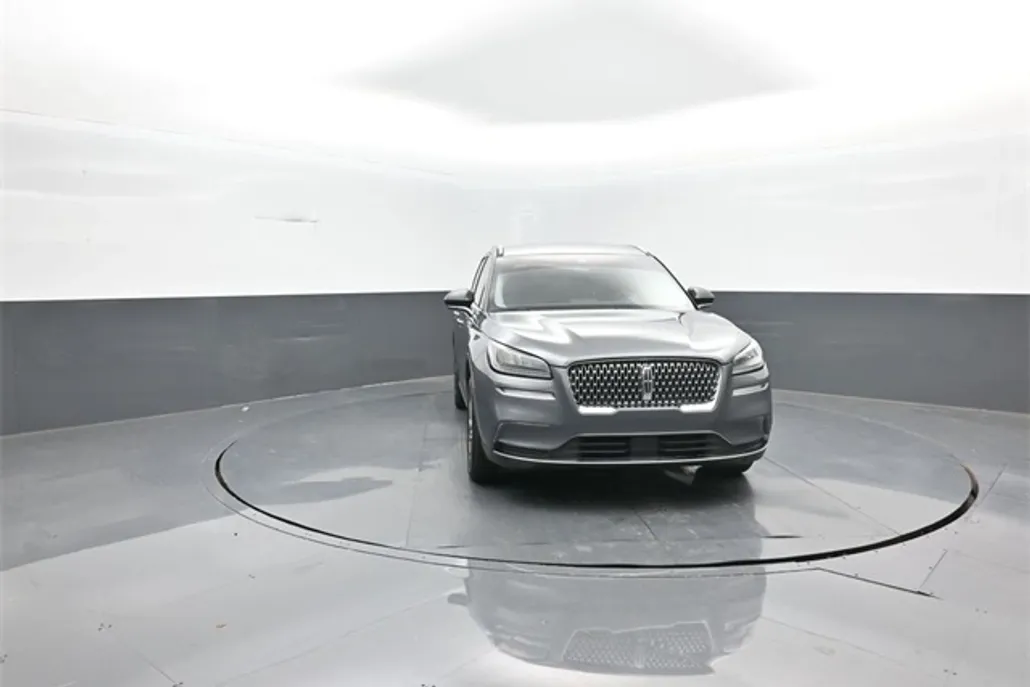 2021 Lincoln Corsair Standard photo 1