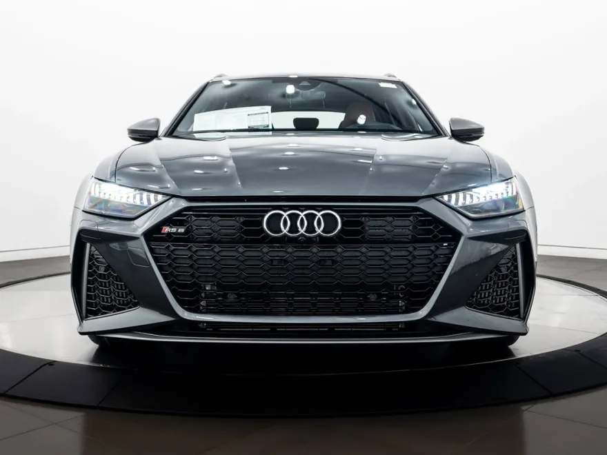2024 Audi RS 6 Avant Performance photo 1