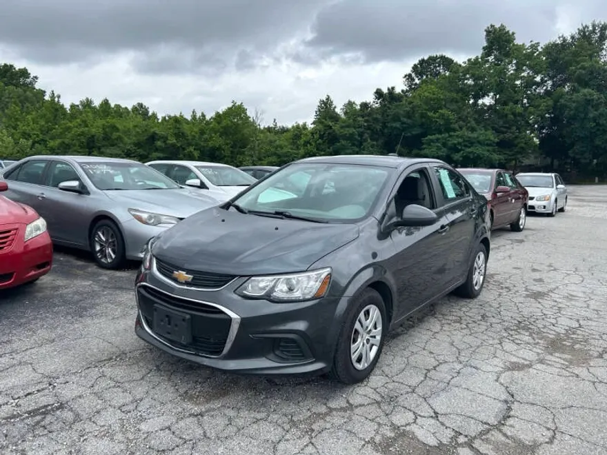 2020 Chevrolet Sonic LS photo 1