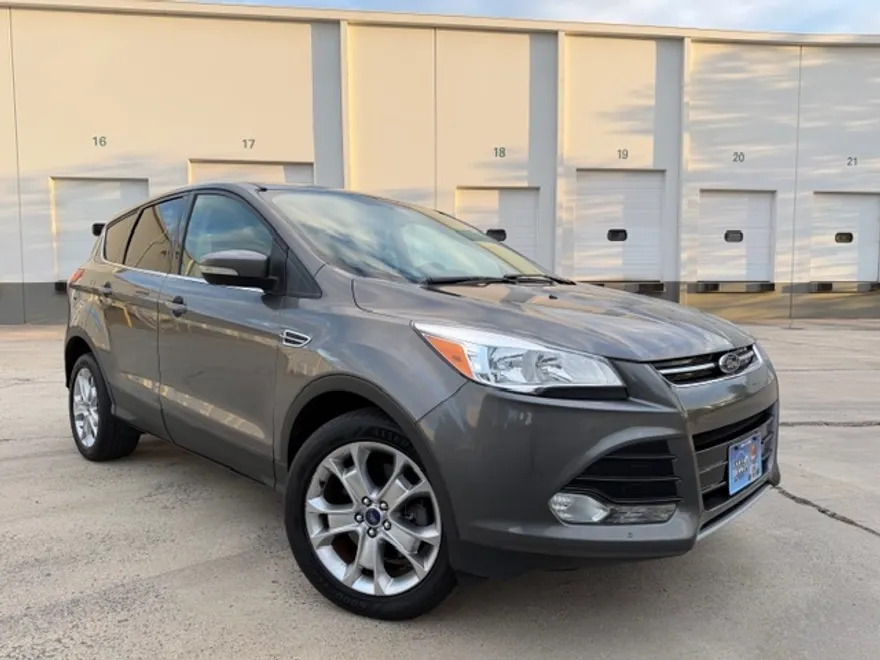 2013 Ford Escape SEL photo 1